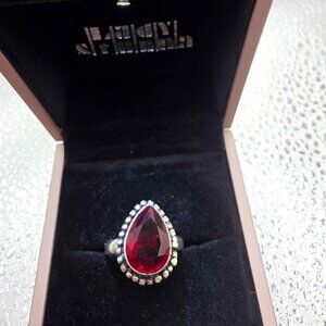 Victorian-style Garnet sterling silver pear-shaped ring.